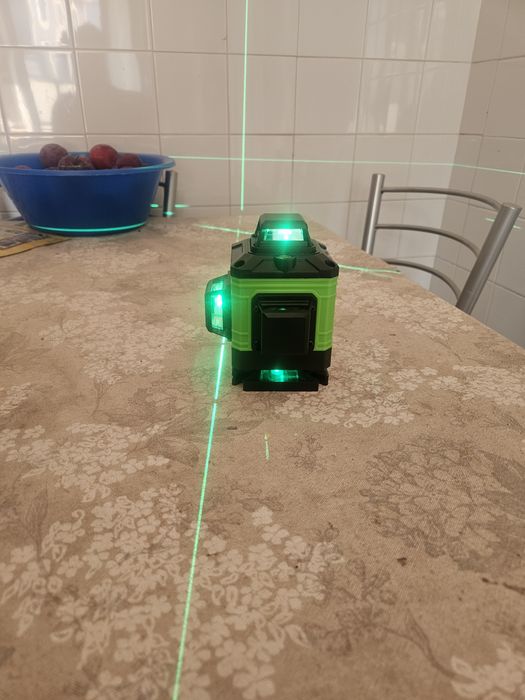 Vendo laser de linhas verdes