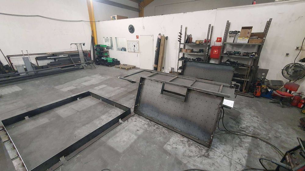 Usługi spawalnicze / konstrukcje / meble stalowe LOFT