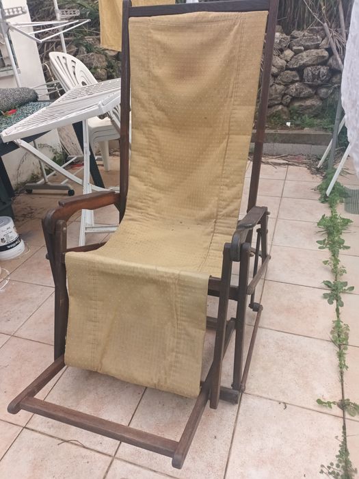 Cadeira Secular Antiga