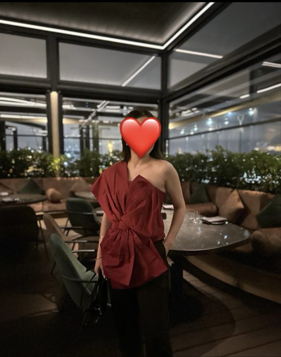 блузка от бренда H&M