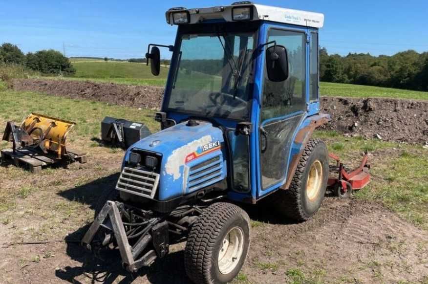 Iseki 321 z osprzętem, do dokończenia!