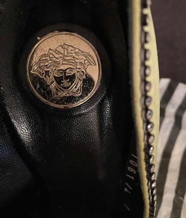 Босоножки Versace