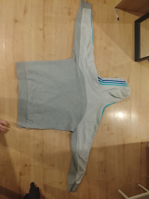 Orginalna bluza Adidasa , stan bardzo dobry