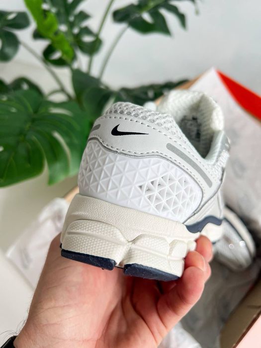 Кросівки Nike Zoom Vomero 5 Silver