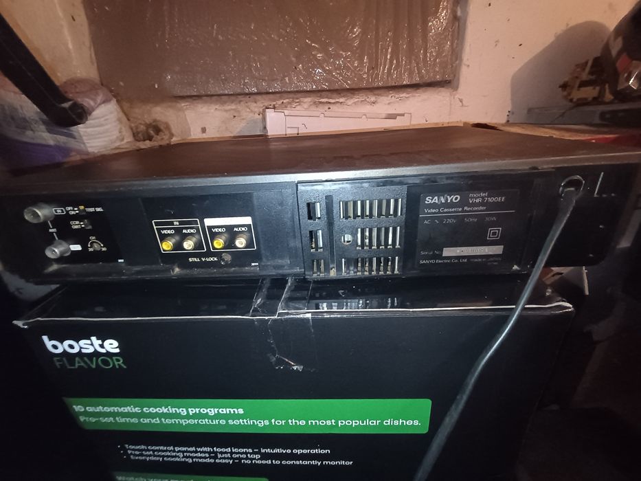 Magnetowid VHS Sanyo drugi gratis zamiana