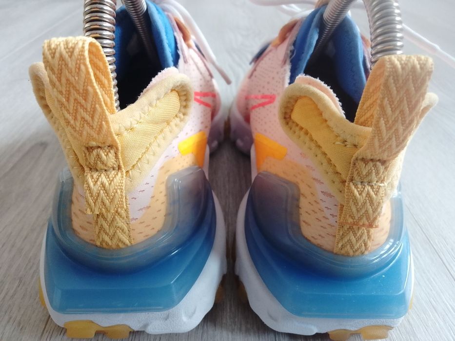 Кросівки Nike W React Vision