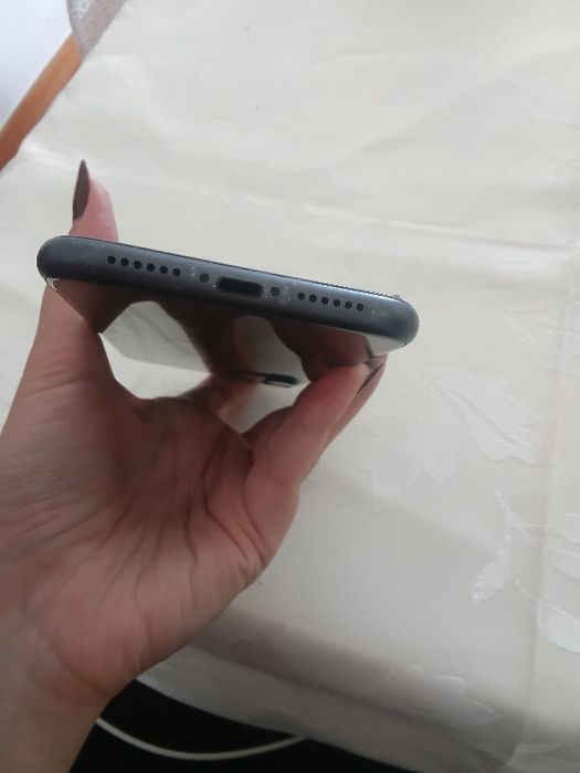 Iphone 11  64GB - bom estado