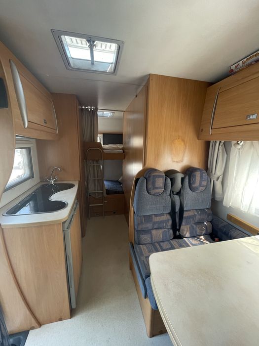 Autocaravana Challenger com beliches