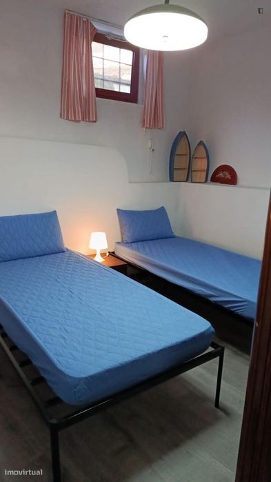 Cama - localizado em Paranhos Porto