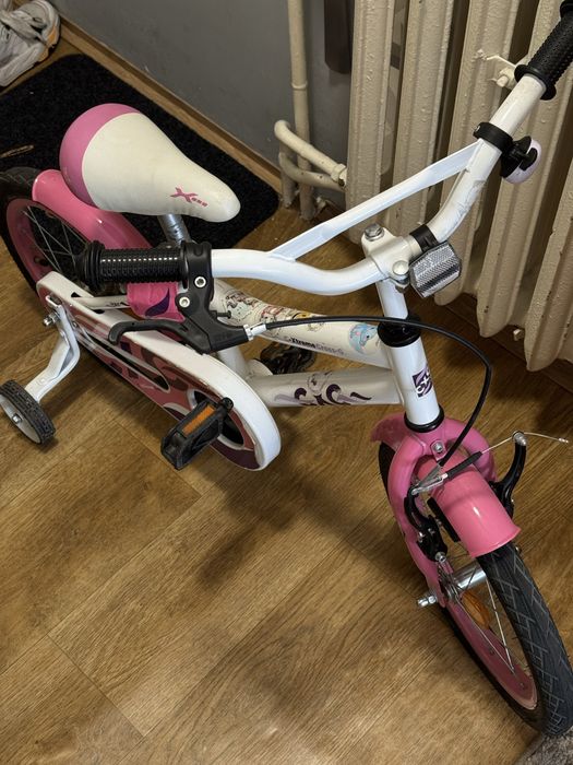 Rower dziecięcy dla dziewczynki, kółka boczne (rozmiar 14 cali)