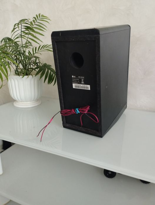 Колонка LG CMS2760F