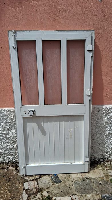 Porta de aluminio 151x80