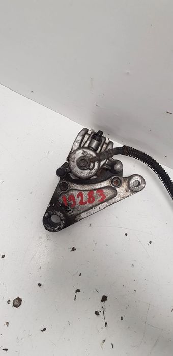 Kawasaki zzr 600 zacisk hamulca tył
