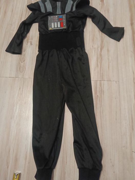 Strój przebranie star wars Lord Vader 110/122.  4-6lat