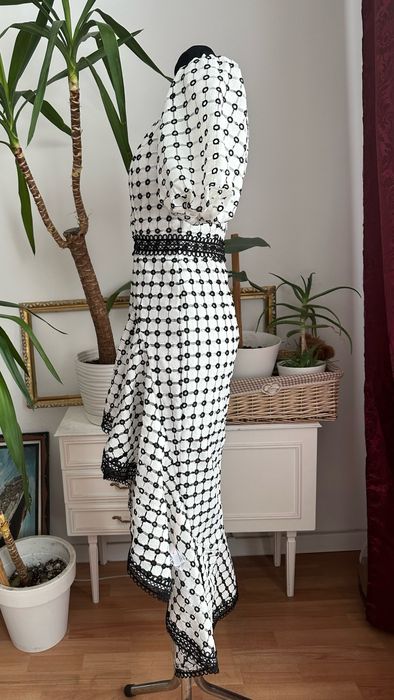 Biała czarna ażurowa sukienka midaxi syrena falbana s 36 m 38 asos