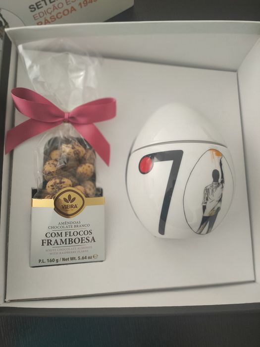 Ovo de porcelana 70 anos Vieira de Castro