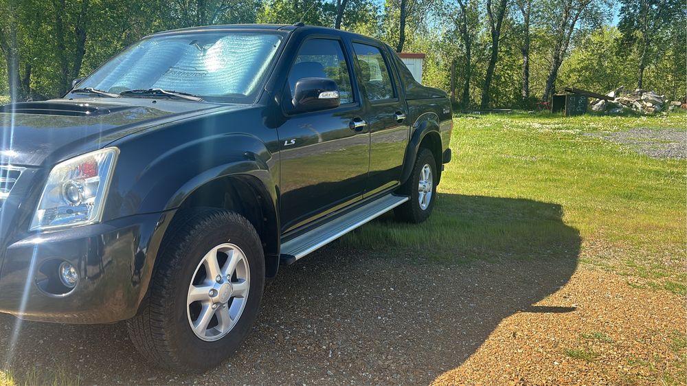 Isuzu dmax 2.5 turbo