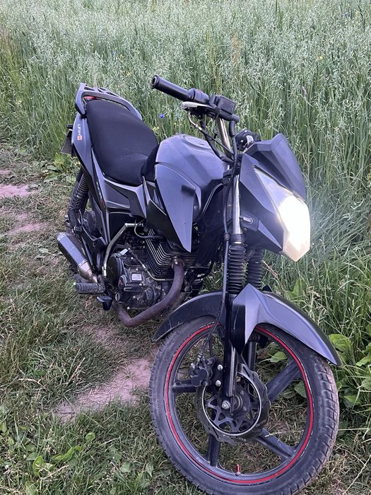Мотоцикл Lifan CCR150