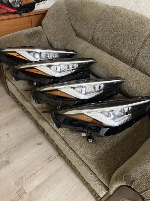 Передние фары Infiniti QX50/55