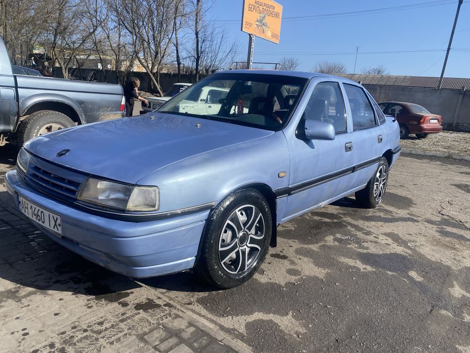 Opel vectra 2.0 injection газ/бенз