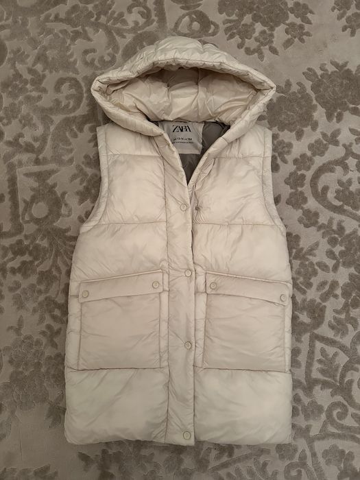 Жилет ZARA новий