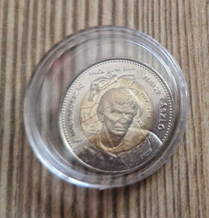 Hungria 100 florins, 2025