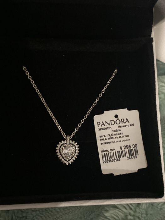 Продам кулон Pandora