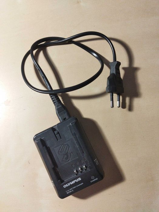 Vários Olympus (bcm-2,  grip HLD-4, RM-UC1)