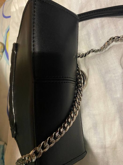 Продам новую сумочку Зара