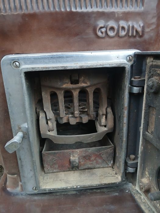 GODIN Kultowy piec piecyk żeliwny koza kominek Godin brązowy