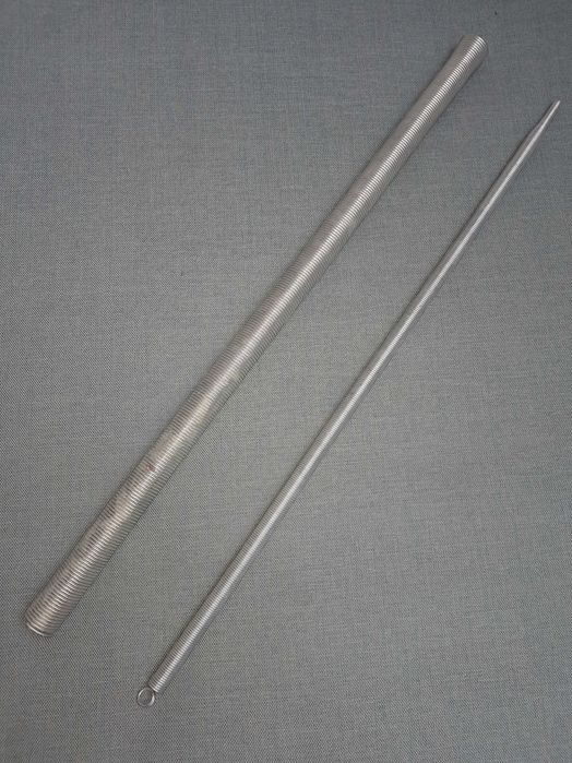 Zestaw dwóch sprężyn do gięcia rur podłogówki pex 16mm 50cm