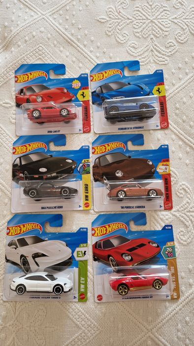Hotwheels novos de varios anos
