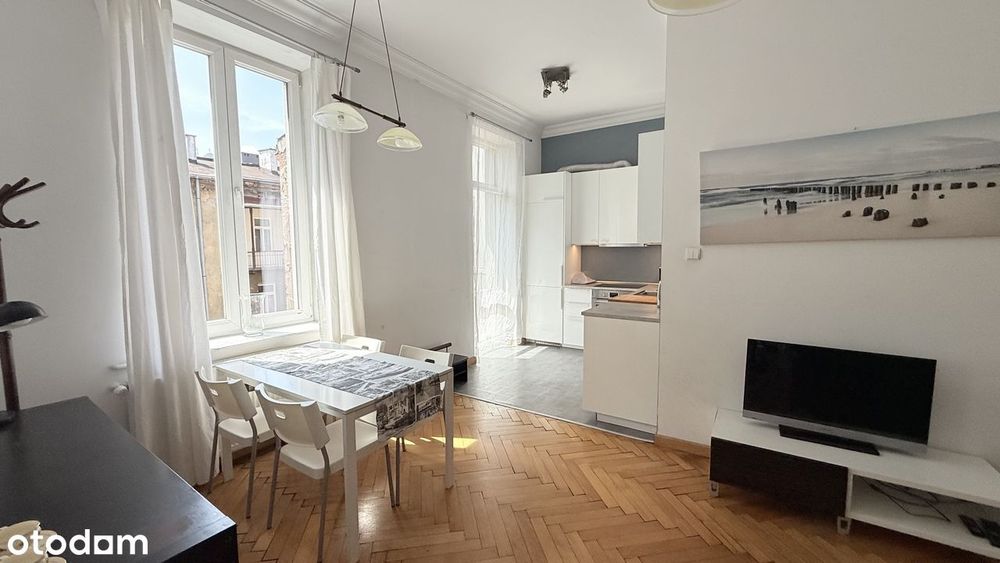 Krowoderska, piękne mieszkanie, po remoncie 53m2, II piętro, balkon