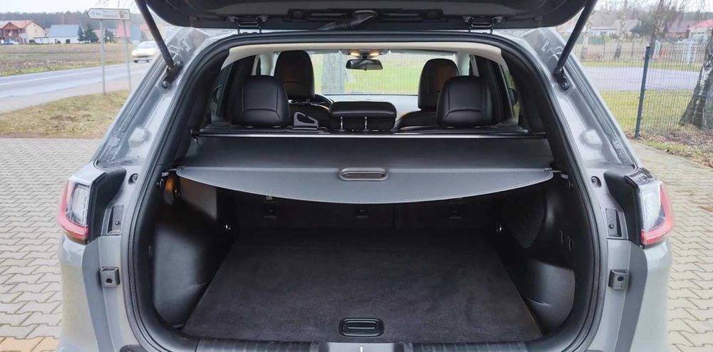 Jeep Cherokee 2019 року