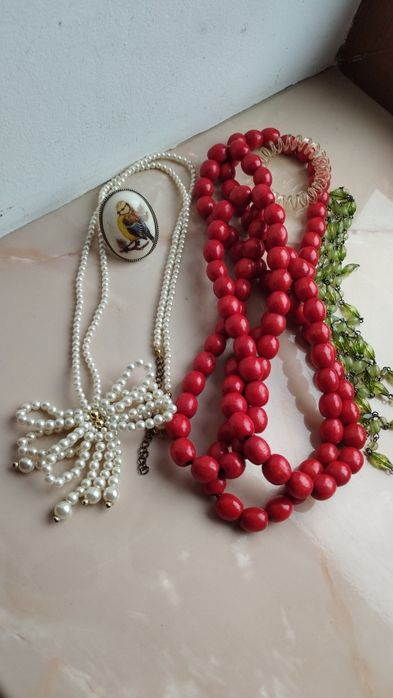 Лот.Різна біжутерія.