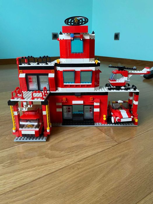 Lego bombeiros com manual de instruções