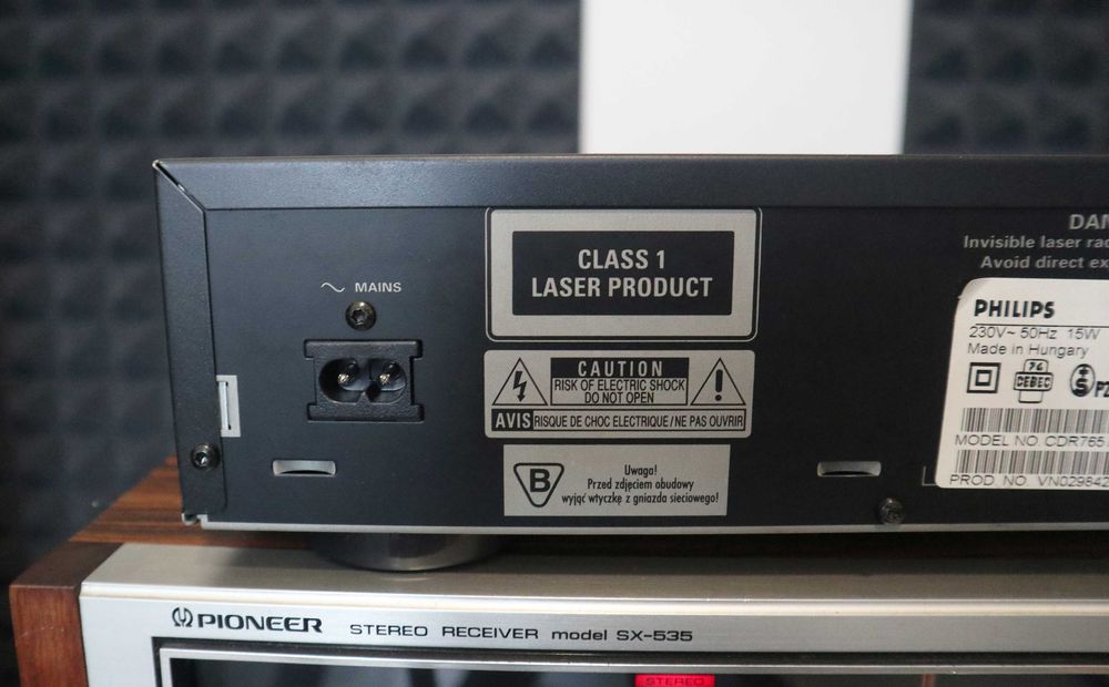 Пишущий СД проигрыватель PHILIPS CDR 765
