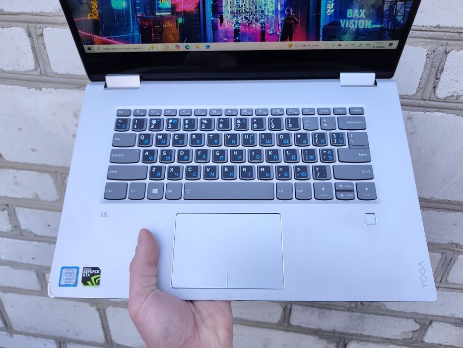 4К екран, ігровий ноутбук Lenovo (i7 7700HQ/16/512/GTX 1050)