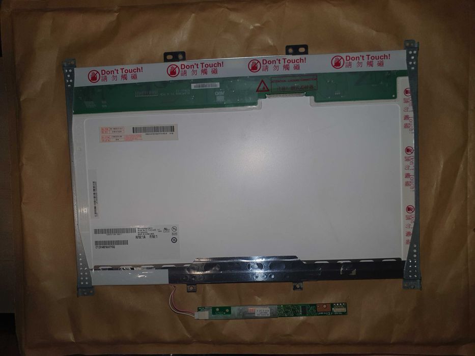 Matryca Acer TRAVELMATE 5720 ekran LCD 15,4“ 30pin  +podzespoły części