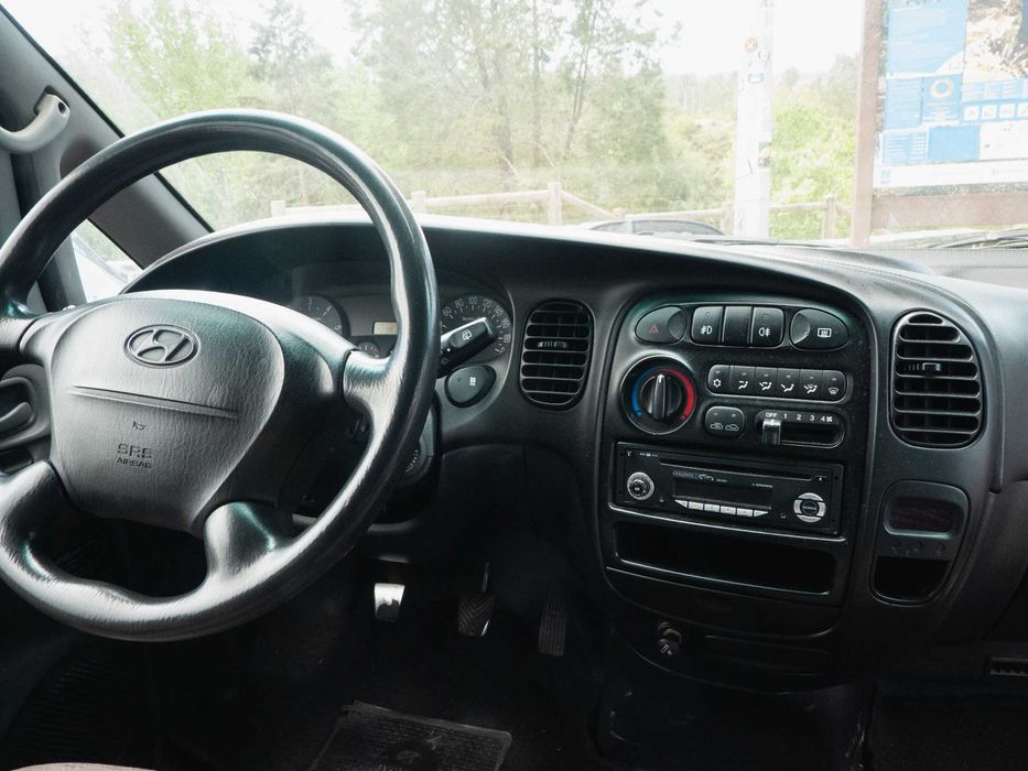 Hyundai H-1 9 Lugares