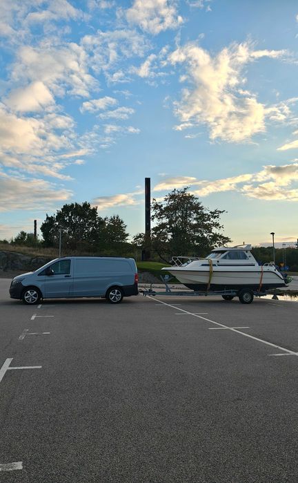 Motorówka łódź jacht motorowy Uttern 5750c Yamaha 70 przyczepa Reja24