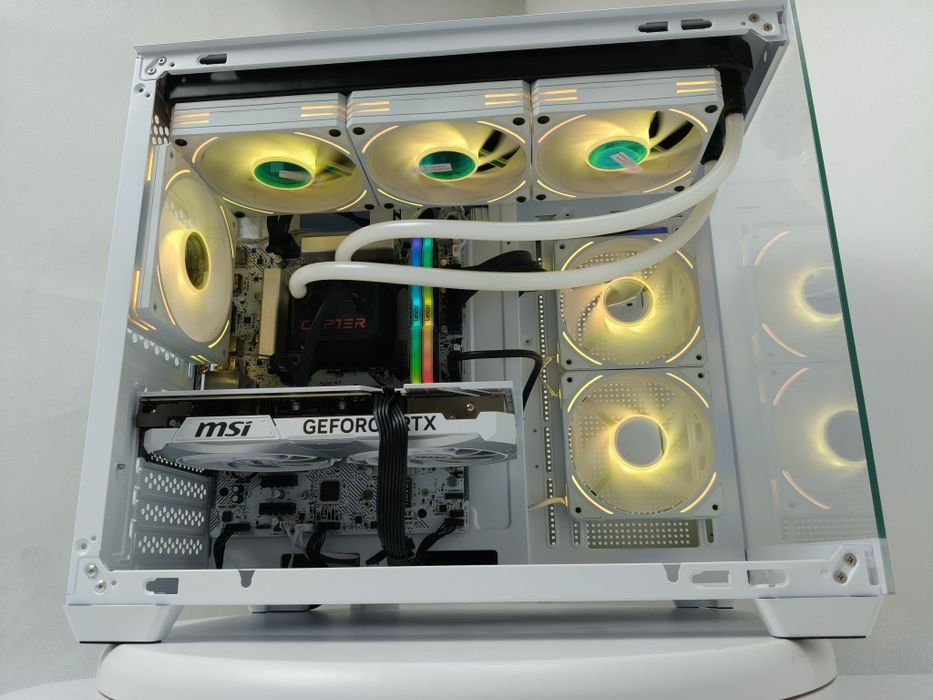 Komputer Gamingowy i9-14900,32 GB DDR5 LED RGB,RTX 4070,Win 11 Pro