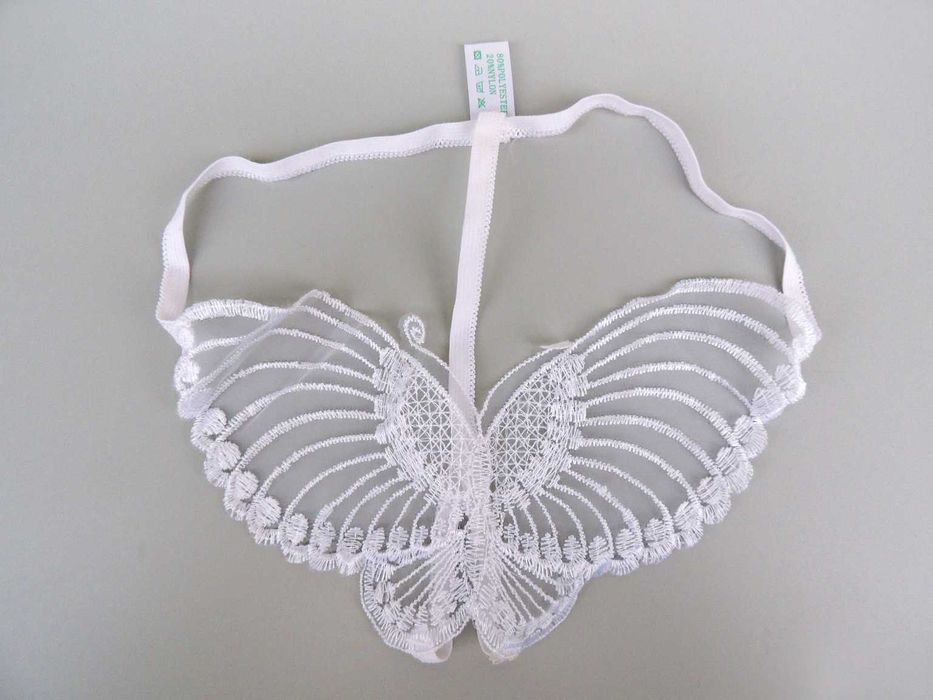 Viralowe urocze i seksowne stringi