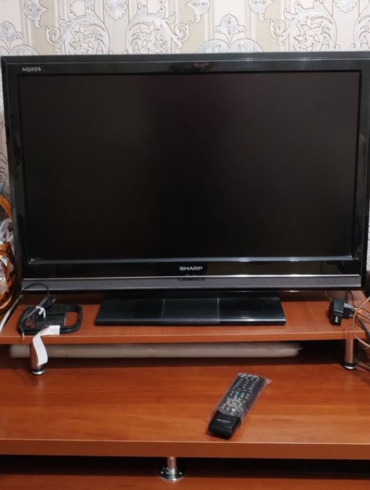 Телевізор Шарп LC-32DH65E на запчастини