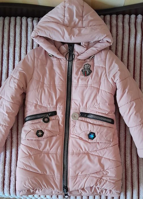 Зимова курточка для дівчинки 134р