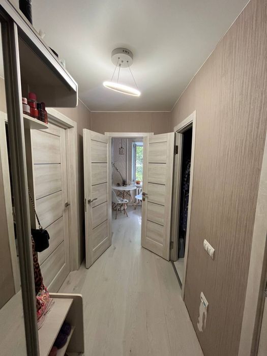 Комфорт, стиль і тиша — сучасна квартира в Тяжилові!