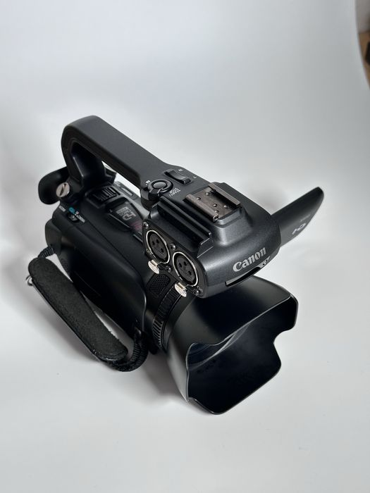 Canon XA10 – Câmara de Vídeo Profissional Full HD