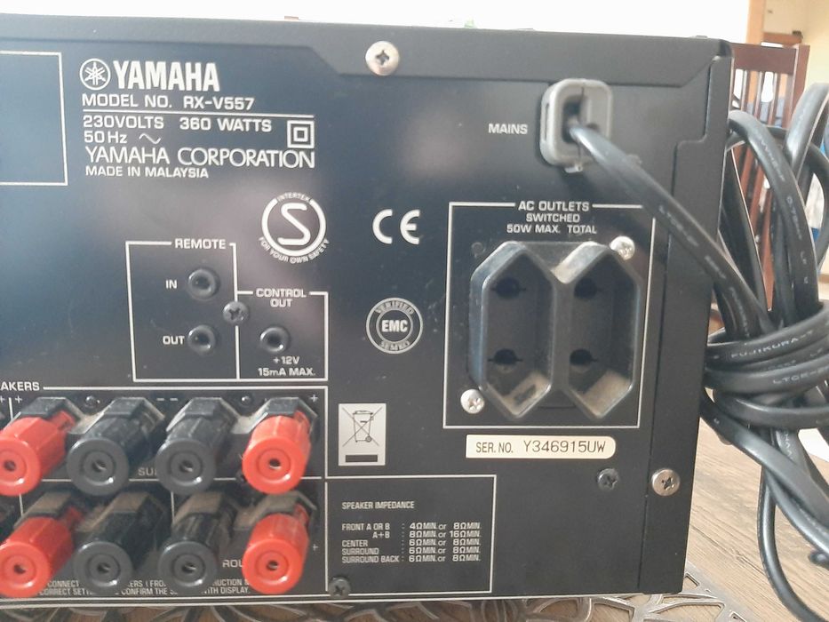 Amplituner Kina Domowego YAMAHA RX-V557 6.1 DTS-ES Dolby EX 2005r