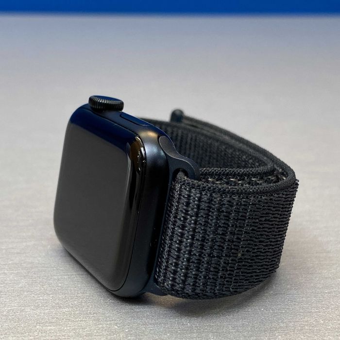 Apple Watch SE 3 | 40mm | Midnight Aluminum | GPS