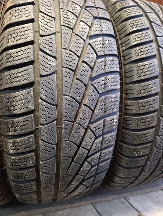 17 205/50 Pirelli SottoZero Winter240 шини зимові